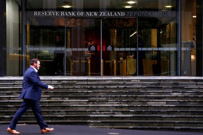 Bank-bank sentral global bersiap menghadapi risiko inflasi lebih tinggi