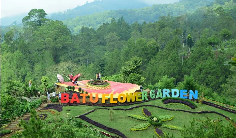 1. Batu Flower Garden