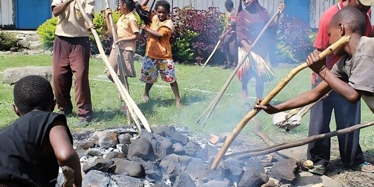 Tradisi Bakar Batu Papua: Kebersamaan dan Rasa Syukur