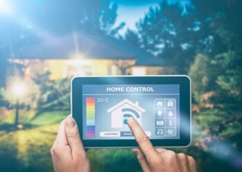 Teknologi Rumah Pintar: Lampu Otomatis dan Keamanan Digital