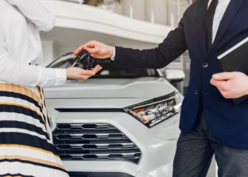 harga mobil listrik termurah 2025