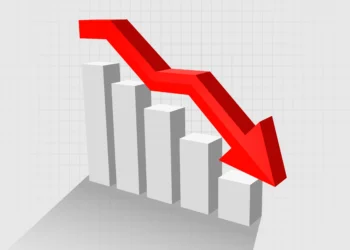 sebuah tanda panah merah di atas grafik menunjukkan cara recovery drawdown